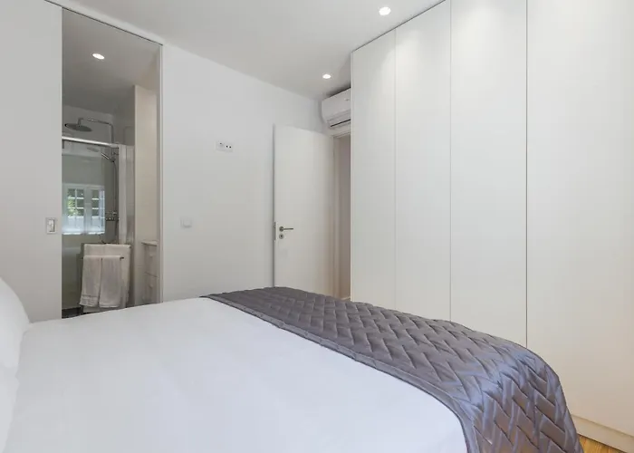 ホテル Ana's ギマランイス